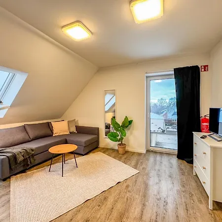 Apartment M&k Homes - Gemuetliches Zentral Zur A1 Luebeck-hamburg