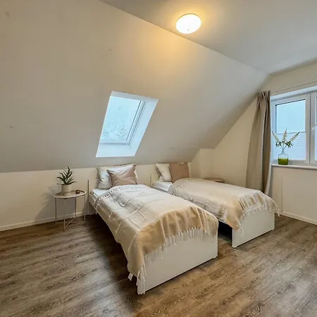 M&k Homes - Gemuetliches Zentral Zur A1 Luebeck-hamburg